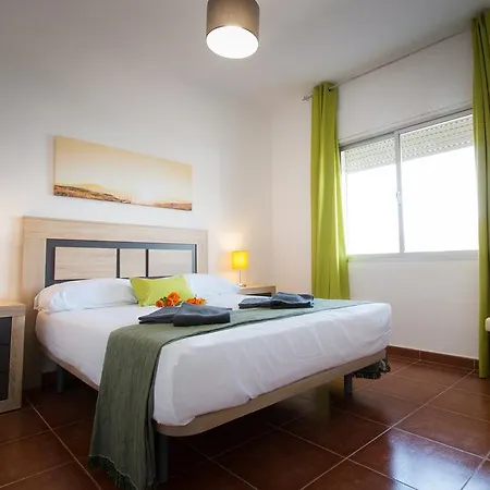 Apartment Holidays2torremolinos De 3 Con Terraza Y Piscina Comunitaria Torremolinos